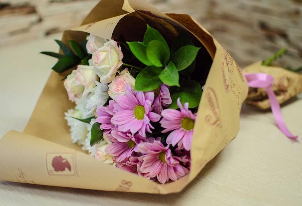 Букет цветов из: Розы и Хризантемы в Ксеньевке