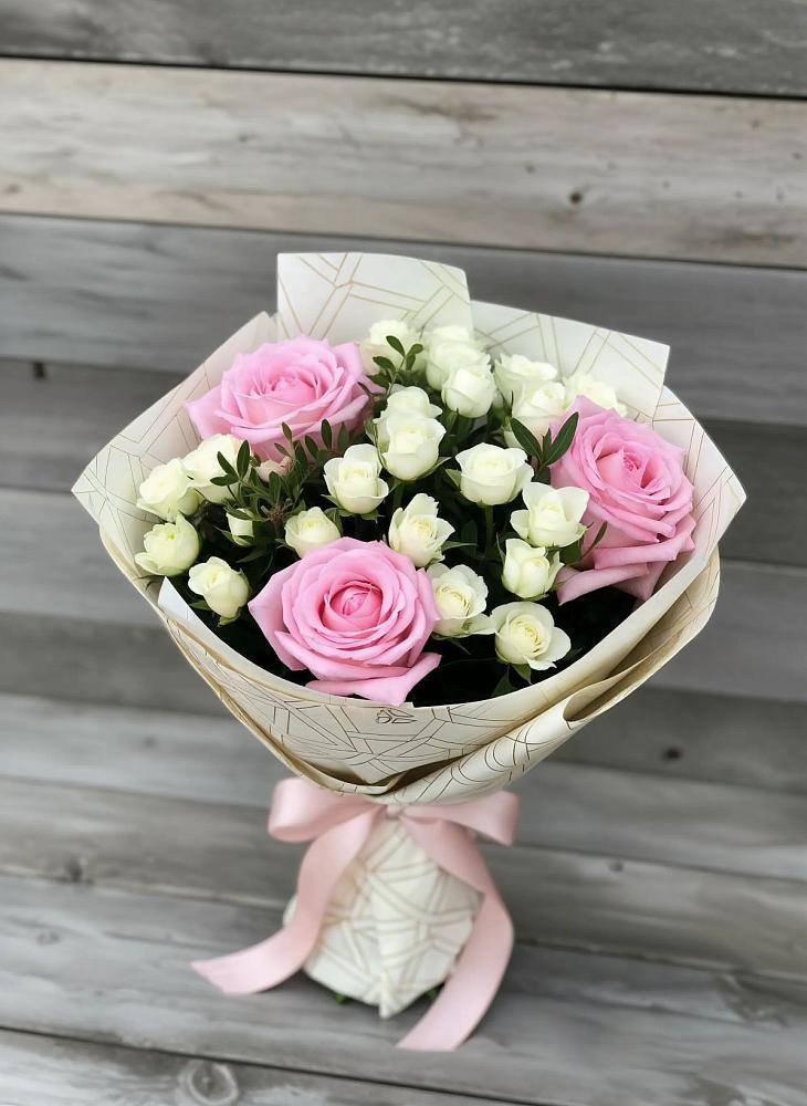 Букет цветов из: Розы в Ксеньевке