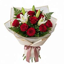 Букет цветов из:  Лилии и Розы в Ксеньевке