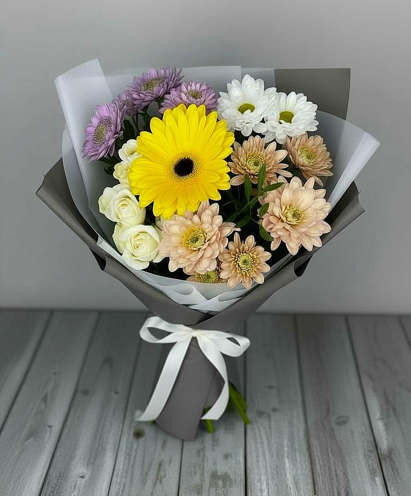 Букет цветов из: Розы, Герберы и Хризантемы в Ксеньевке