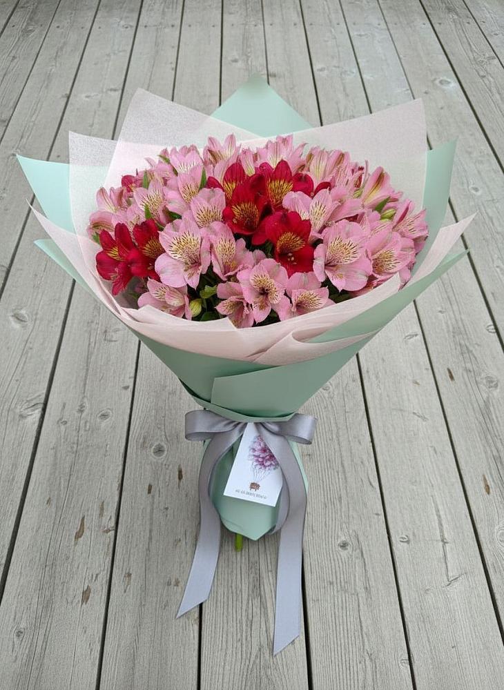Букет цветов из: Альстромерии в Ксеньевке