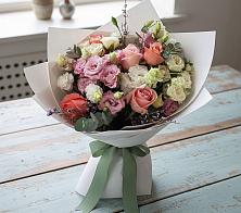 Букет цветов из:  Розы, Лизиантусы и Гвоздики #REPLACE_PRED# Ксеньевке