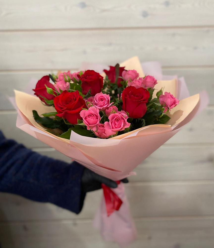 Букет цветов из: Розы в Ксеньевке