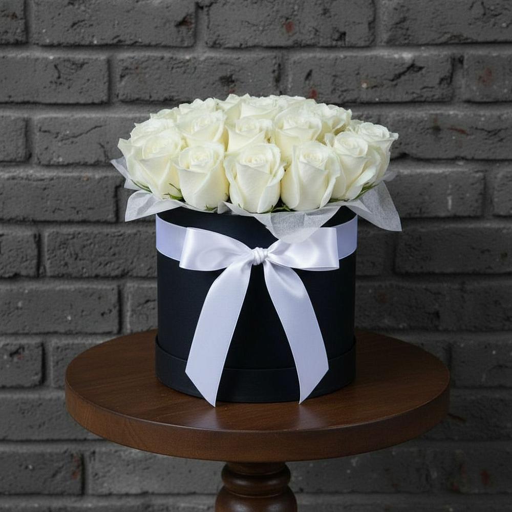 Цветочная композиция из Розы в шляпной коробке в Ксеньевке