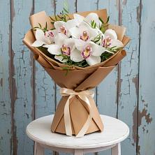 Букет цветов из:  Орхидеи и Розы в Ксеньевке